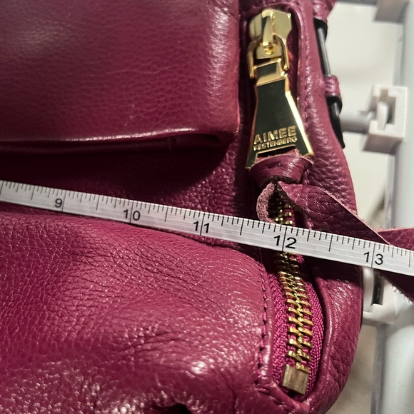 Beautiful Leather Crossbody Bag - Picture 6 of 6